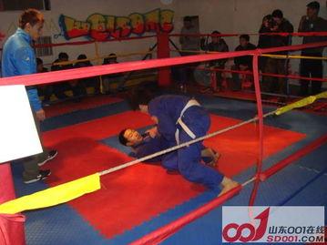 成人搏击压腿视频  第3张