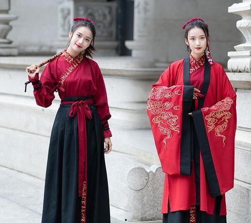 成人孔雀汉服怎么穿视频,优雅再现古典韵味  第1张